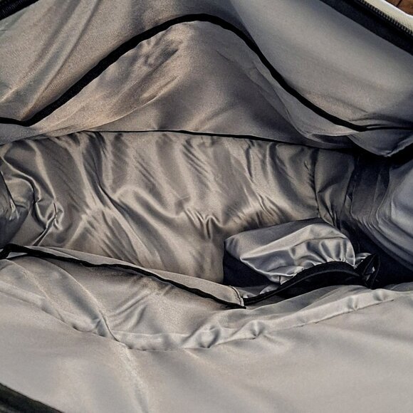 Large Wheelchair Bag Lined Reflective Water Resistant 15X15x7 Never Used - Picture 5 of 6